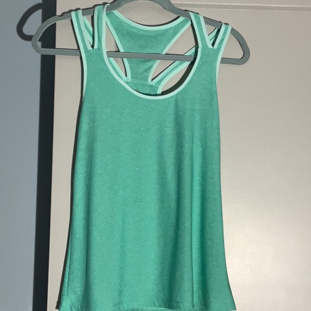 Fitness tops - Picture 4 of 11